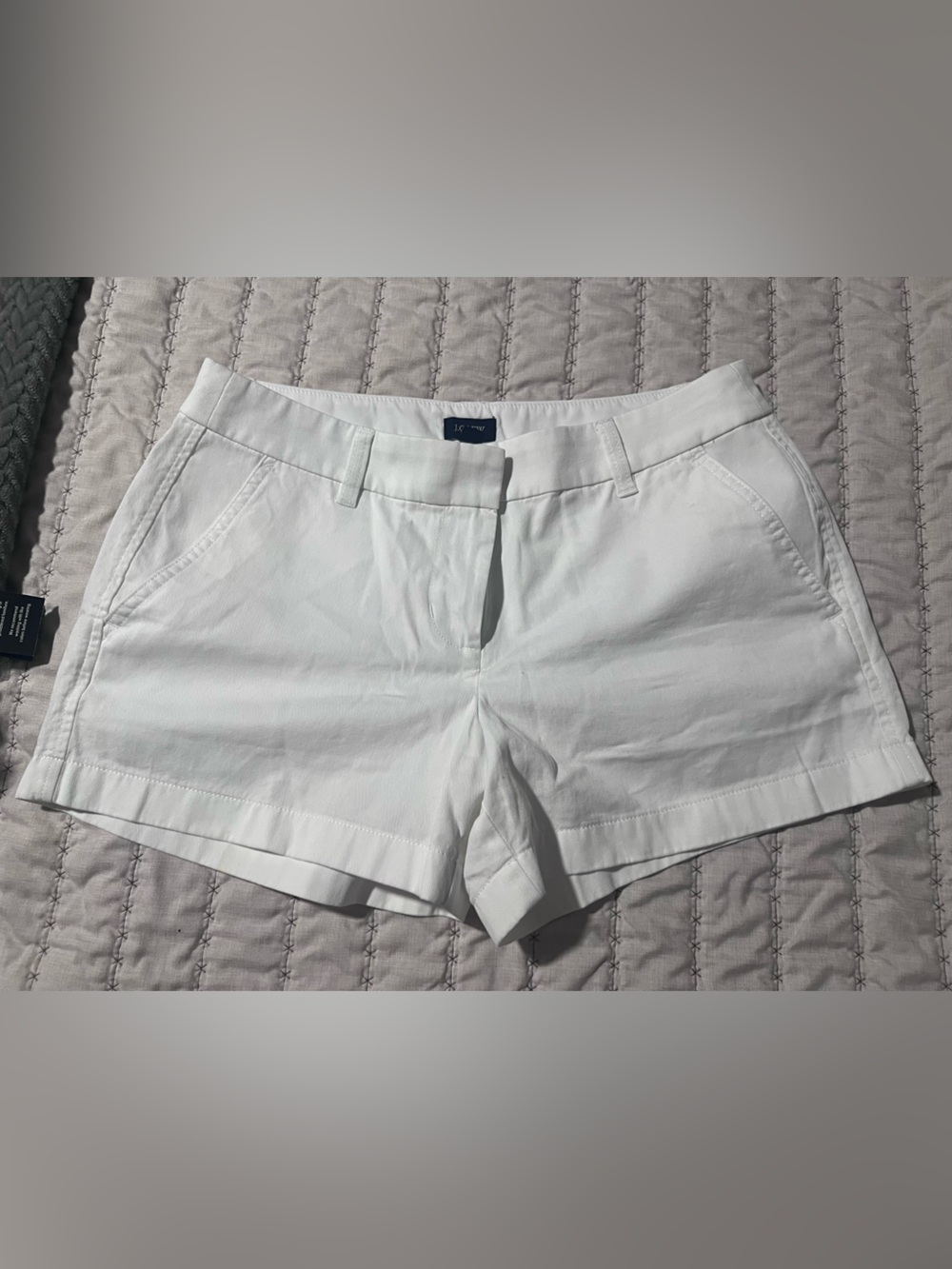 J. Crew woman’s white classic chino 3.5” Shorts